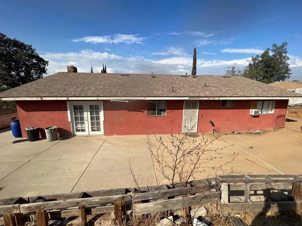 9524 52nd St, Jurupa Valley, CA 92509