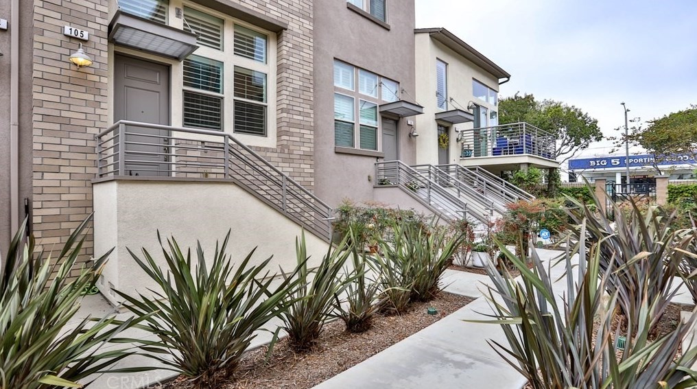 5451 Ocean #105, Hawthorne, CA 90250