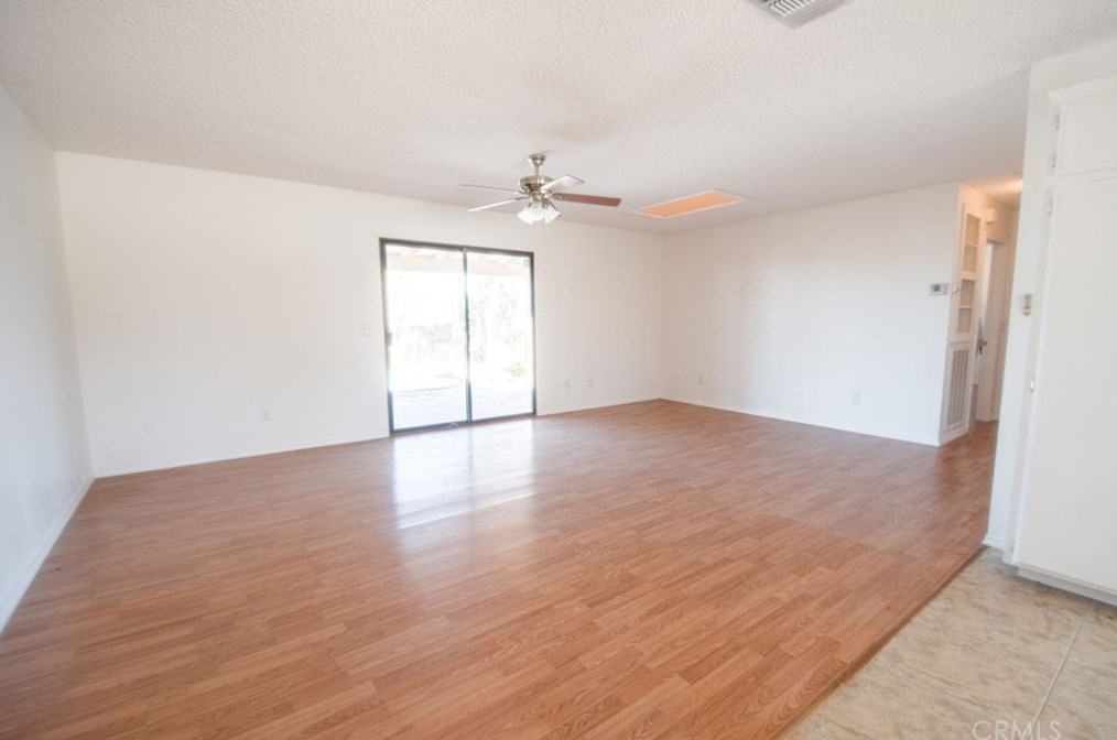 16654 Sholic St, Victorville, CA 92395