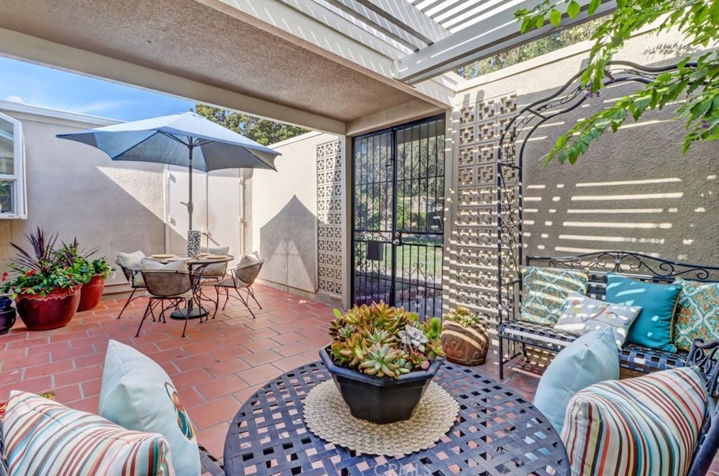 219 Avenida Majorca, Laguna Beach, CA 92637-8349