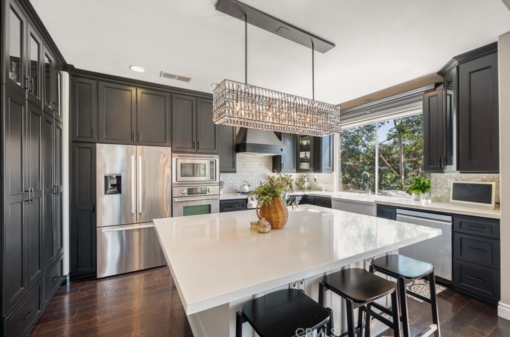 2 Chesterwood, Laguna Beach, CA 92656-5265