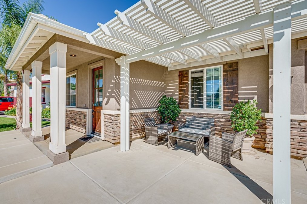 1584 Flora St, Beaumont, CA 92223