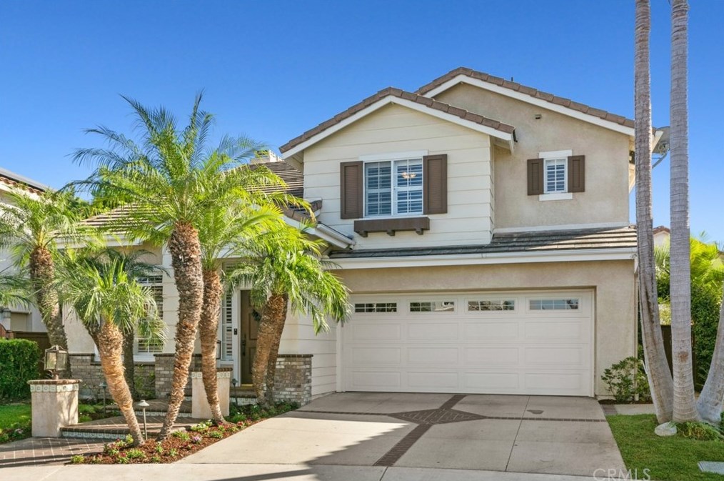 6 Walnut Dr, Laguna Beach, CA 92656-4275
