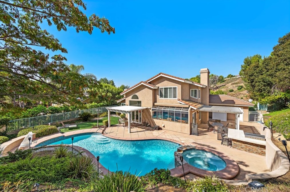 5260 Stonehaven Dr, Yorba Linda, CA 92887