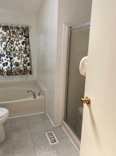 15111 Bushard St, Westminster CA  92683-6561 exterior