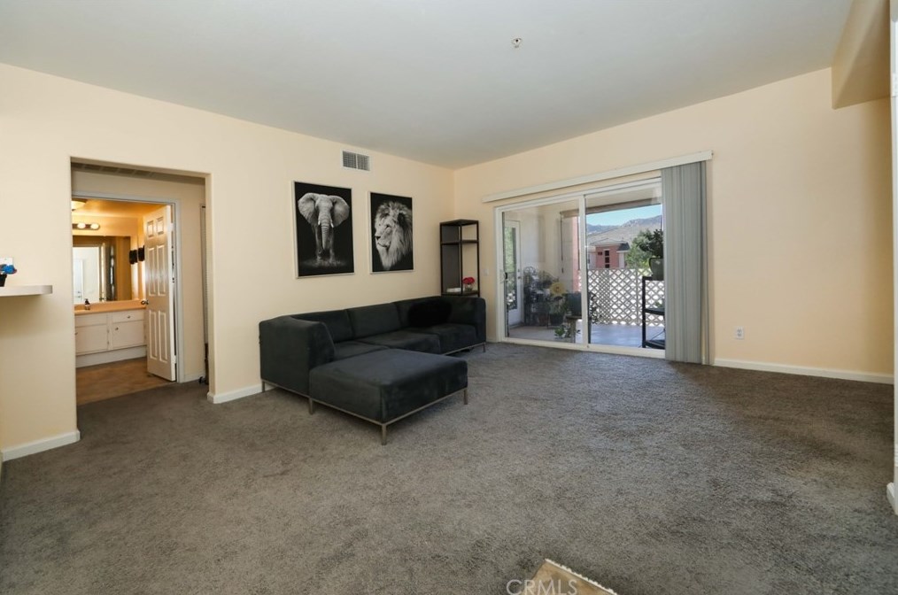 44784 Adam Ln, Temecula CA  92592-2819 exterior