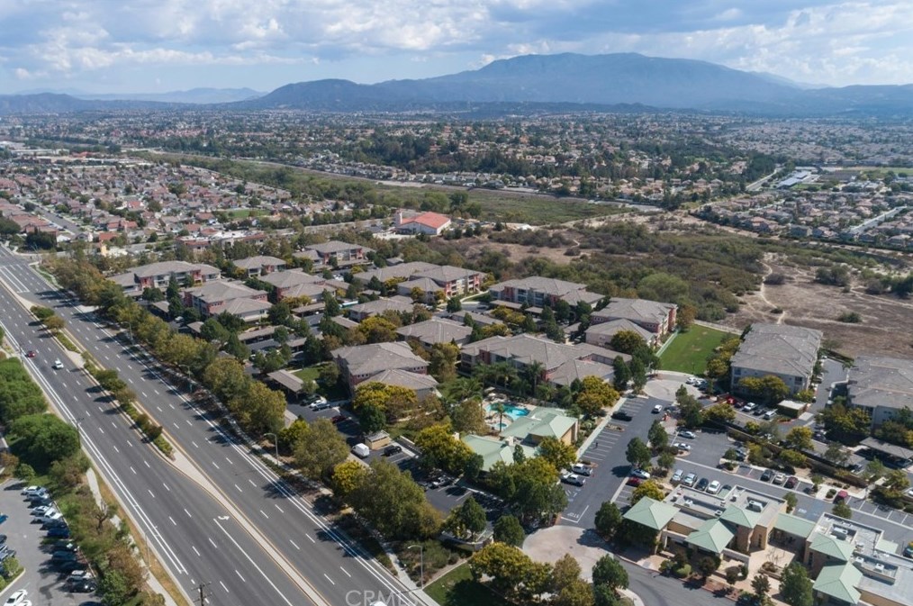 44784 Adam Ln, Temecula CA  92592-2819 exterior