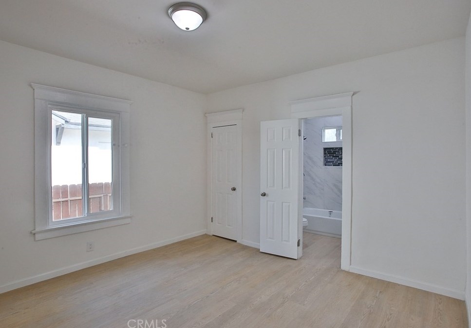 622 35th St, Los Angeles CA  90011-2429 exterior