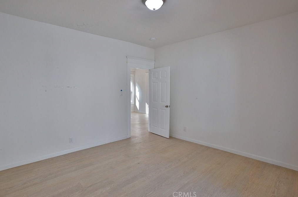 622 35th St, Los Angeles CA  90011-2429 exterior