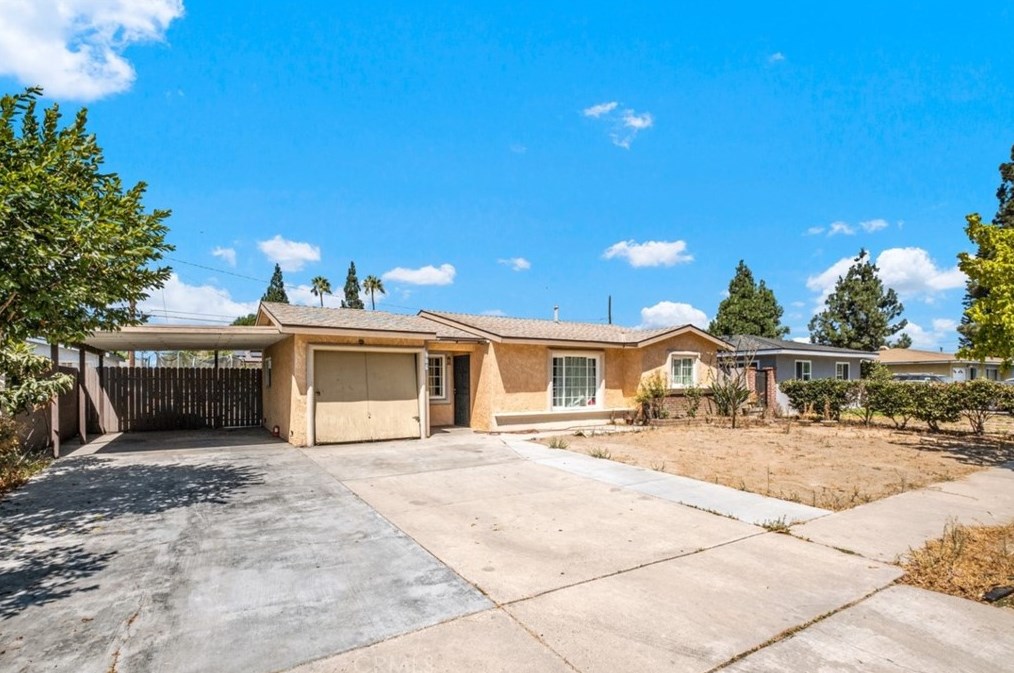 906 Virlee St, Santa Ana, CA 92704-2036
