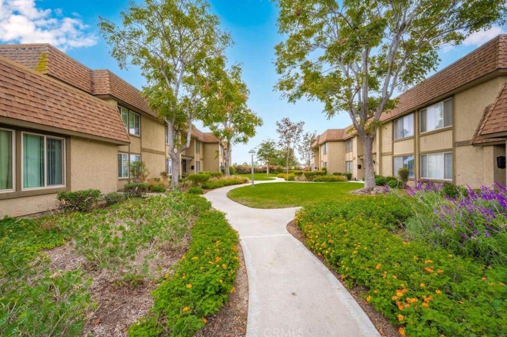 8673 Windsor Cir, Buena Park, CA 90623