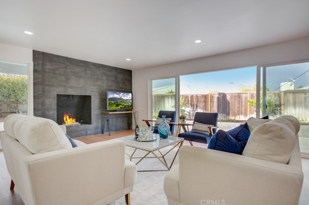1211 Tiki Ln, Tustin, CA 92780