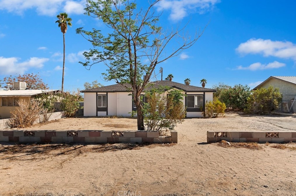 5555 Mariposa Ave, Twntynine Plm, CA 92277