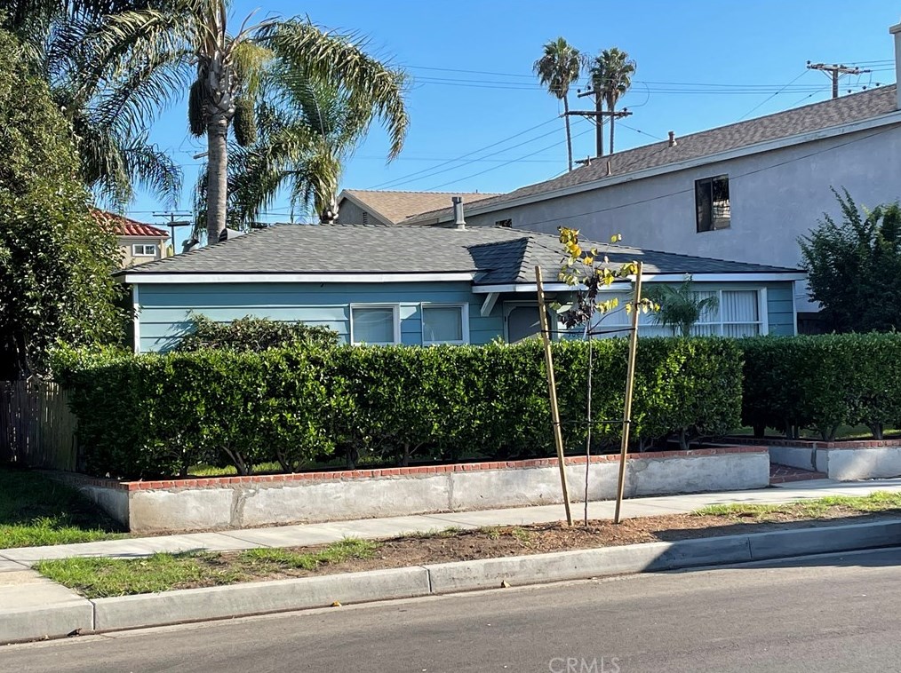 506 12th St, Huntington Beach, CA 92648