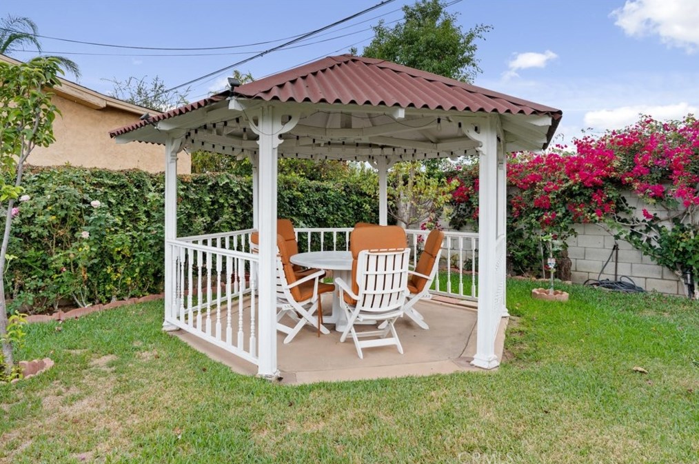 4055 Hubbard St, Los Angeles CA  90232-2403 exterior