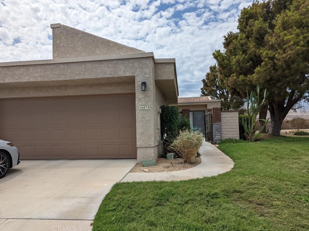 36075 Paseo Circulo, Cathedral City, CA 92234