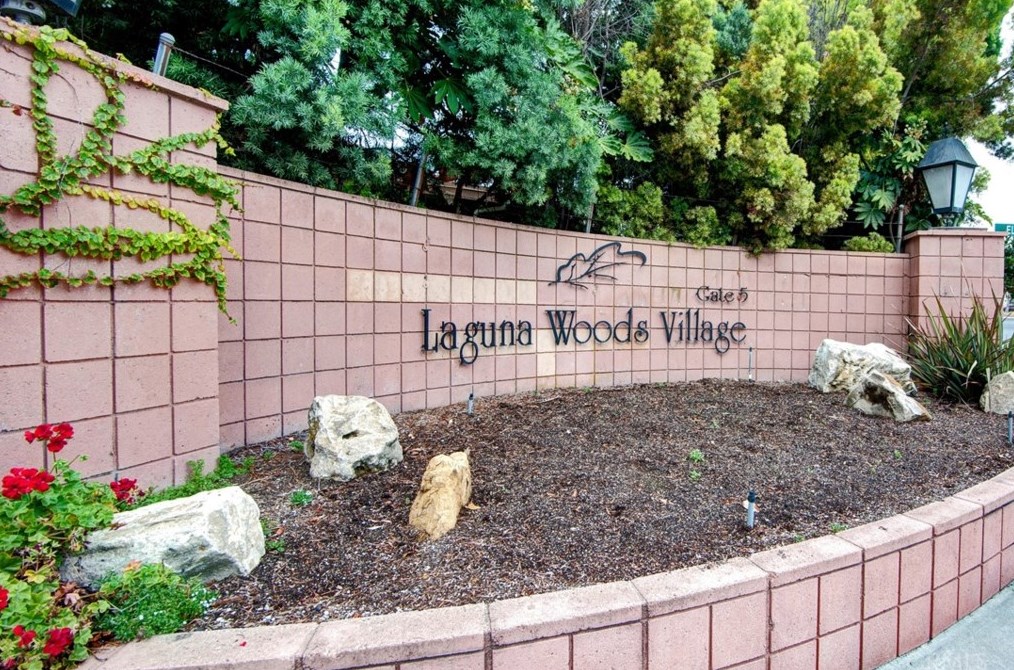 24055 Paseo Del Lago, Laguna Beach CA  92637-2678 exterior