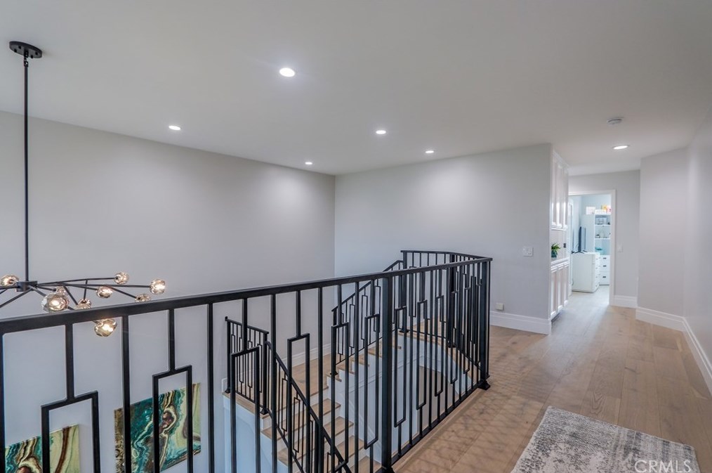 6225 Greenbrier Dr, Huntington Beach CA  92648-5545 exterior