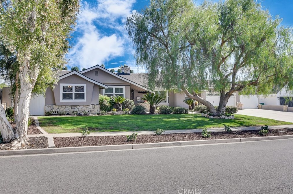14032 Lambeth Way, Tustin, CA 92780