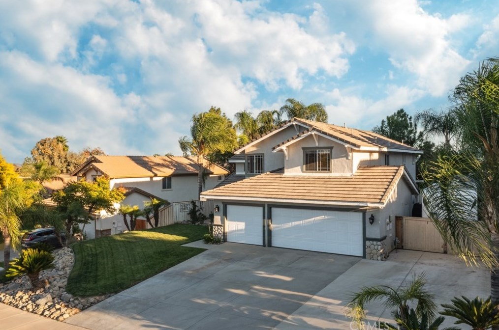 29524 Westwind Dr, Lake Elsinore, CA 92530