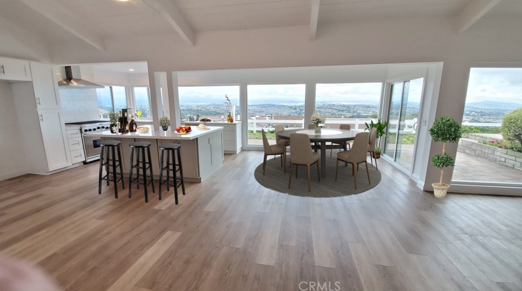 31482 Flying Cloud Dr, Laguna Beach CA  92677-2754 exterior