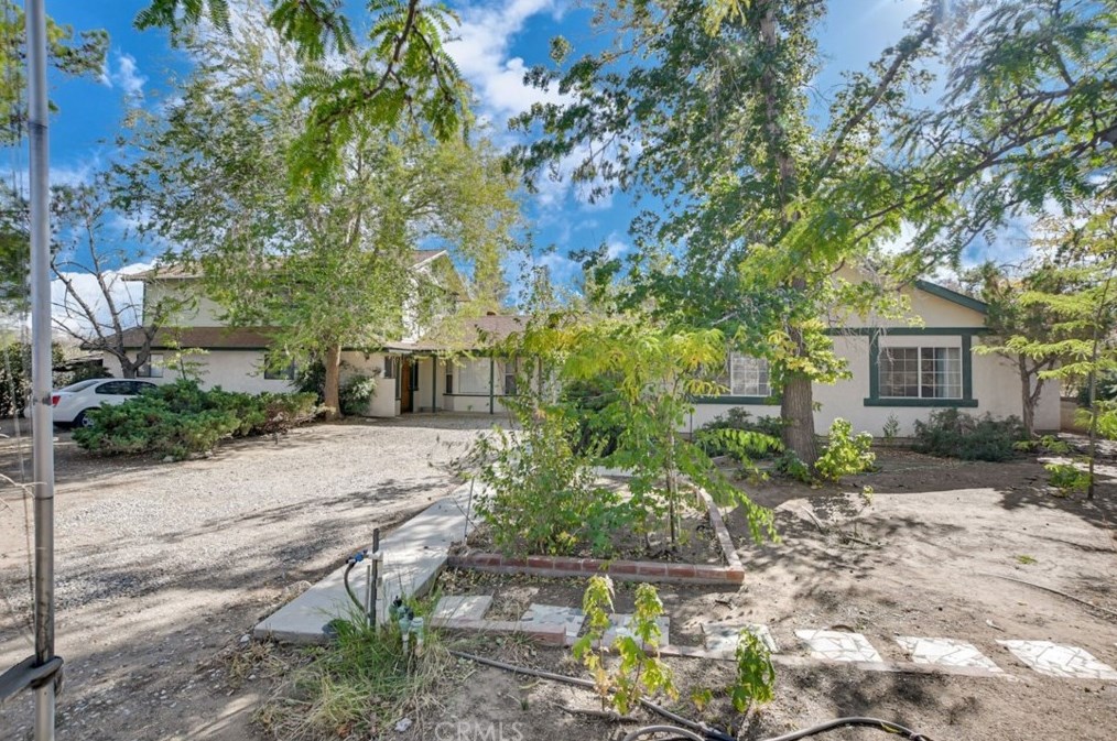 18273 Deodar St, Hesperia, CA 92345-8310