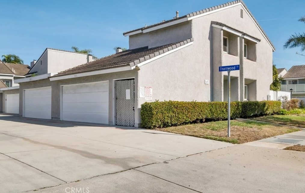18816 Thornwood Cir, Huntington Beach, CA 92646-1773
