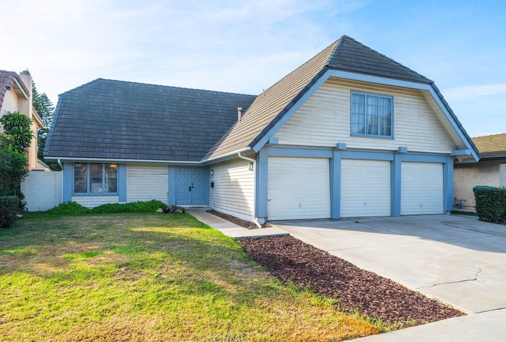 9552 Port Clyde Dr, Huntington Beach, CA 92646-8429