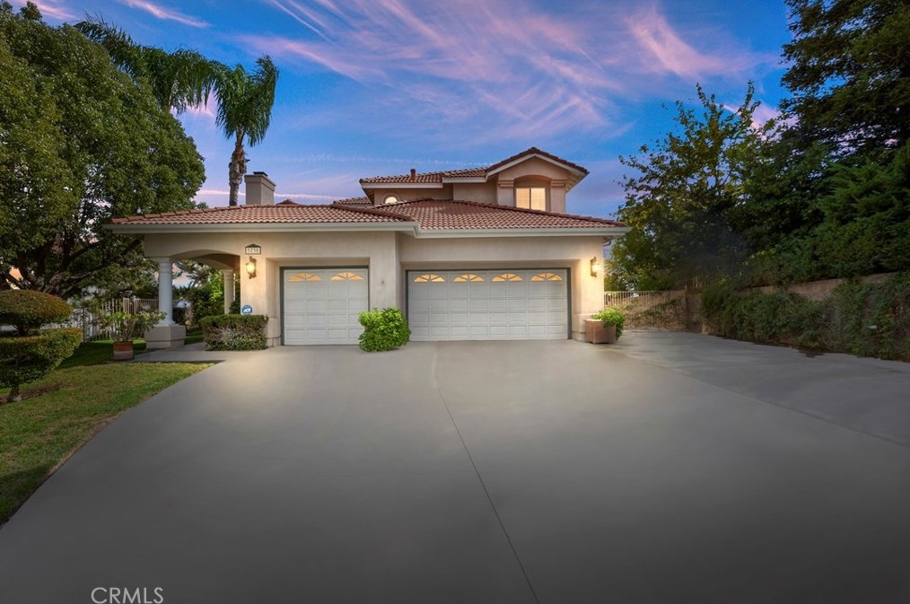 3735 Ridge Line Dr, San Bernardino, CA 92407