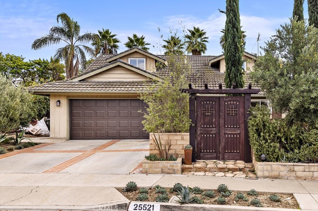 25521 Earhart Rd, Laguna Beach, CA 92653-5067