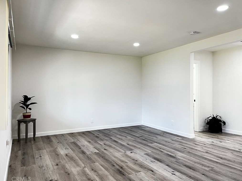 7631 Amazon Dr #3, Huntington Beach, CA 92647