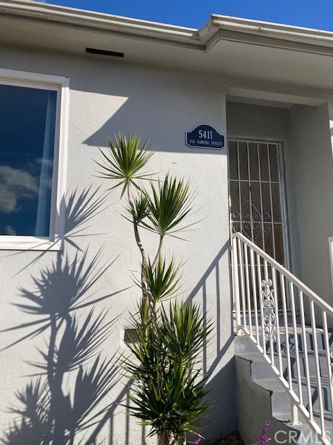5407 Via Corona St, Los Angeles CA  90022-2201 exterior