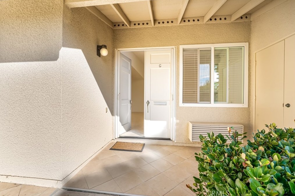 741 Avenida Majorca, Laguna Beach, CA 92637-4438
