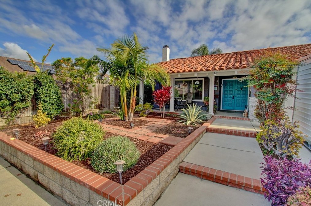 21112 Strathmoor Ln, Huntington Beach, CA 92646-7336