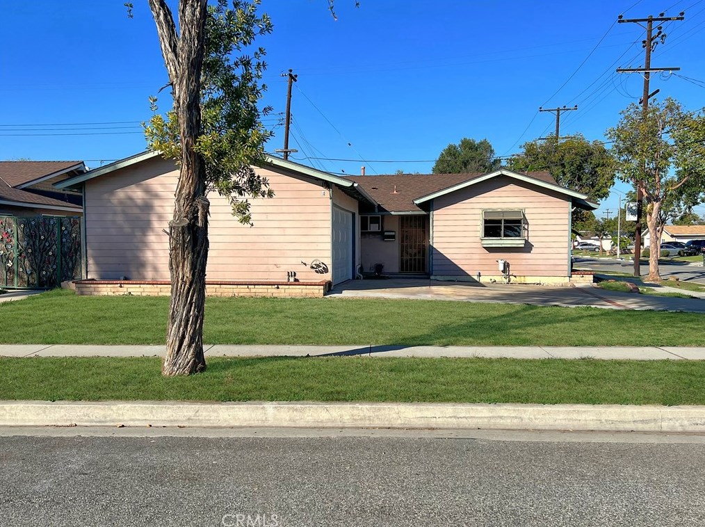 20411 Roseton Ave, Lakewood, CA 90715