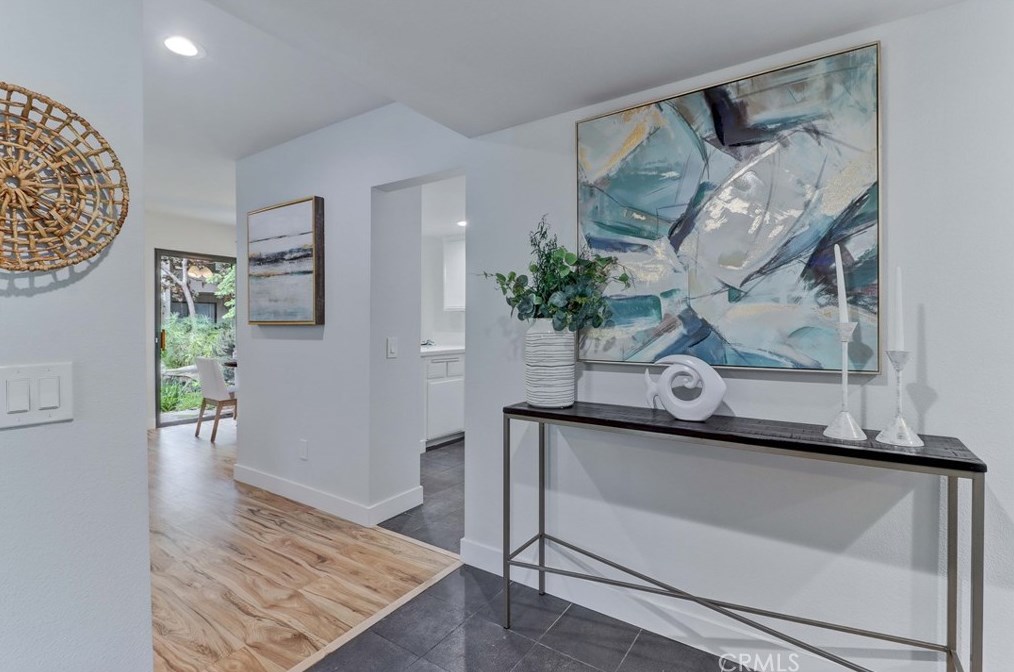 425 Bryson Spgs, Costa Mesa, CA 92627-6015
