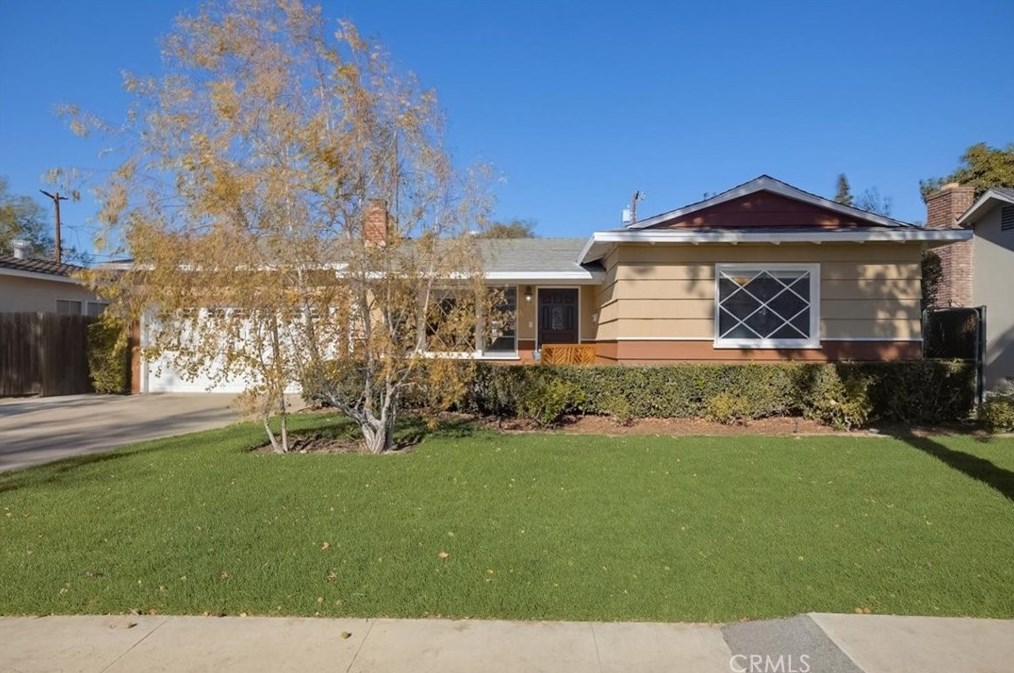 705 W Park Ln, Santa Ana, CA 92706