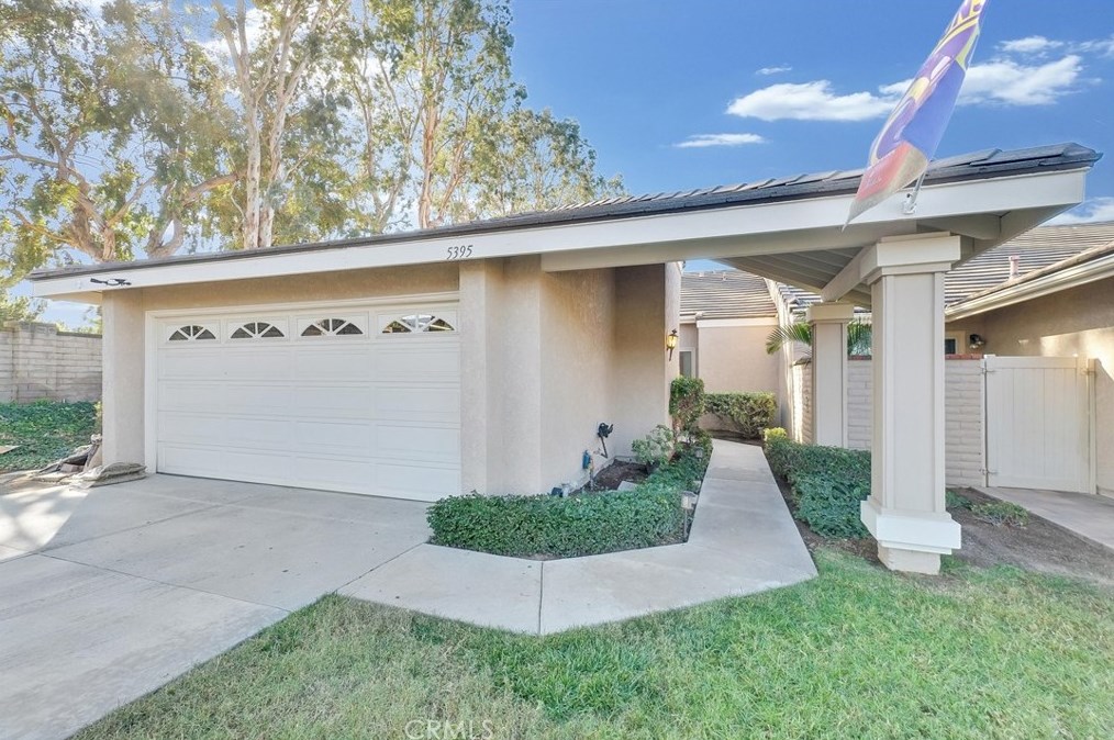 5395 Via De La Zorra, Yorba Linda CA  92887-3535 exterior