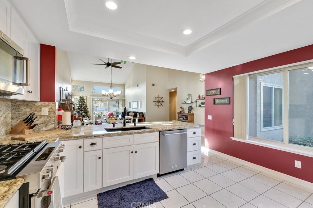 5395 Via De La Zorra, Yorba Linda CA  92887-3535 exterior