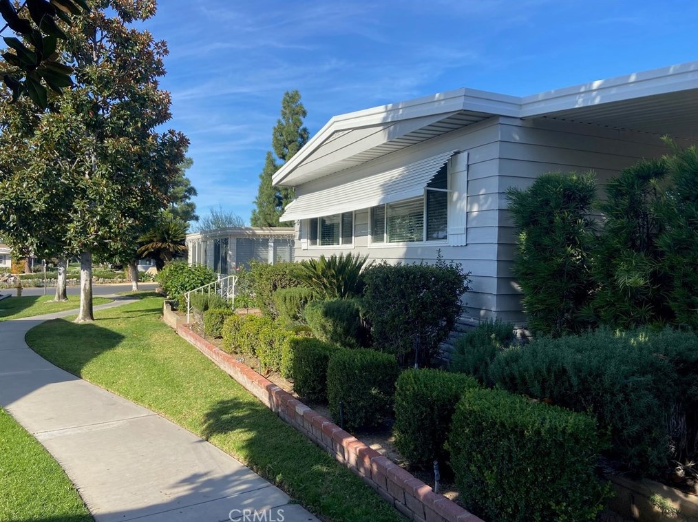 16926 Lake Knoll Ln #104, Yorba Linda, CA 92886