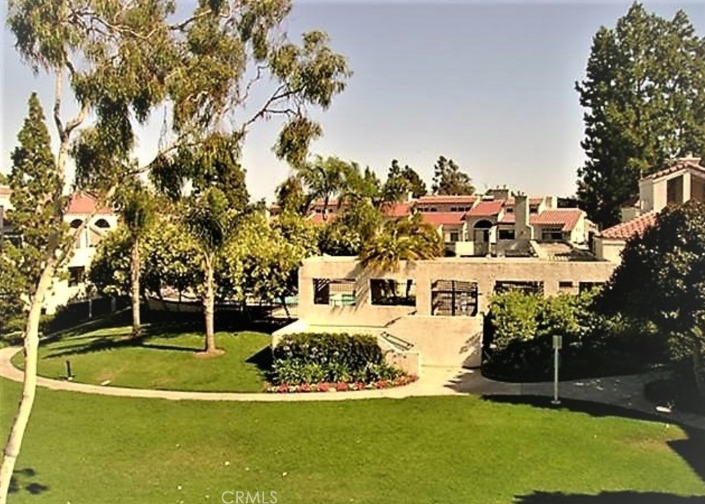 5146 Dorado Dr #211, Huntington Beach, CA 92649