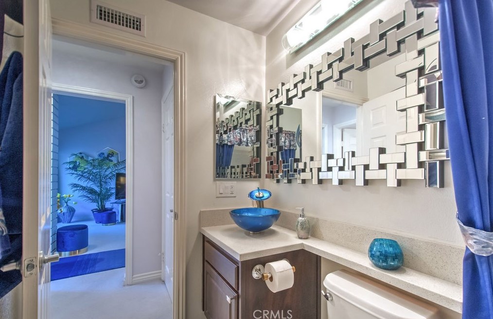 12 Gumwood, Irvine CA  92612-2352 exterior