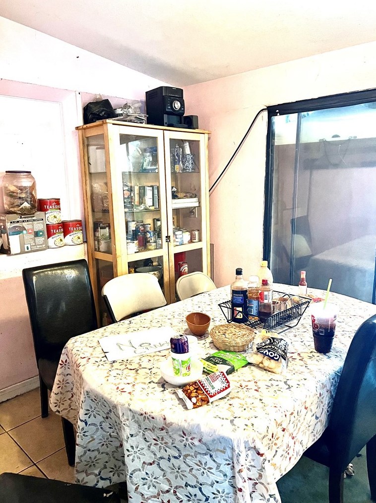 630 Spires St, Vista, CA 92083