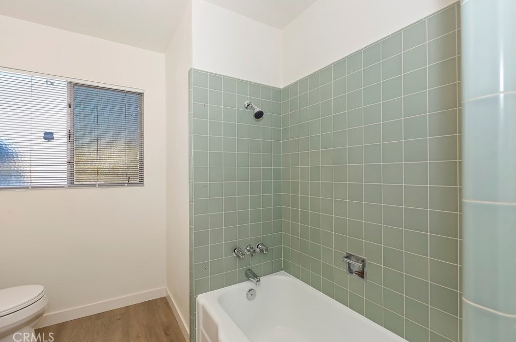 14063 Quinnault Rd, Apple Valley CA  92307-4252 exterior