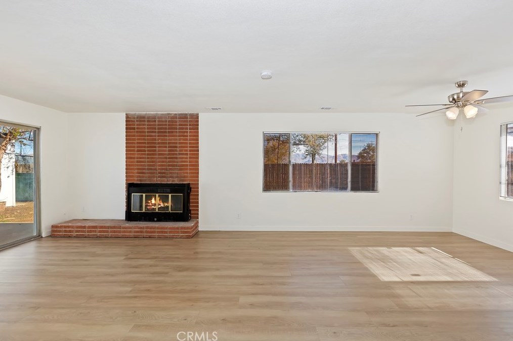 14063 Quinnault Rd, Apple Valley CA  92307-4252 exterior