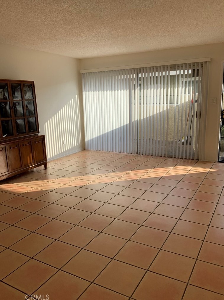 6959 Homer St, Westminster, CA 92683-3738