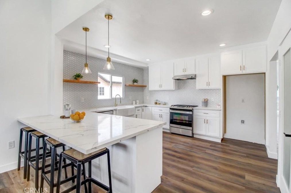 5348 Brynhurst Ave, Los Angeles CA  90043-1806 exterior