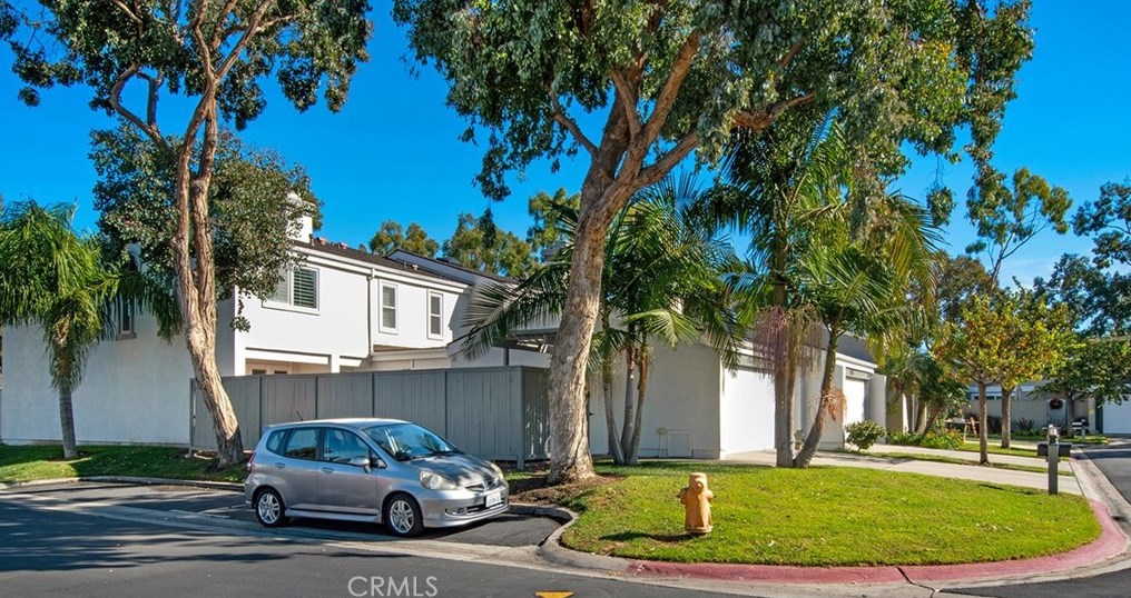 7231 Seashark Cir, Huntington Beach, CA 92648