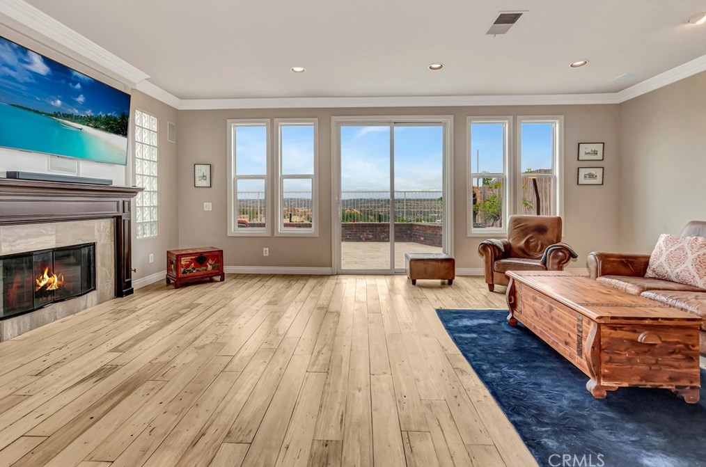 67 Cottage Ln, Laguna Beach, CA 92656-4201