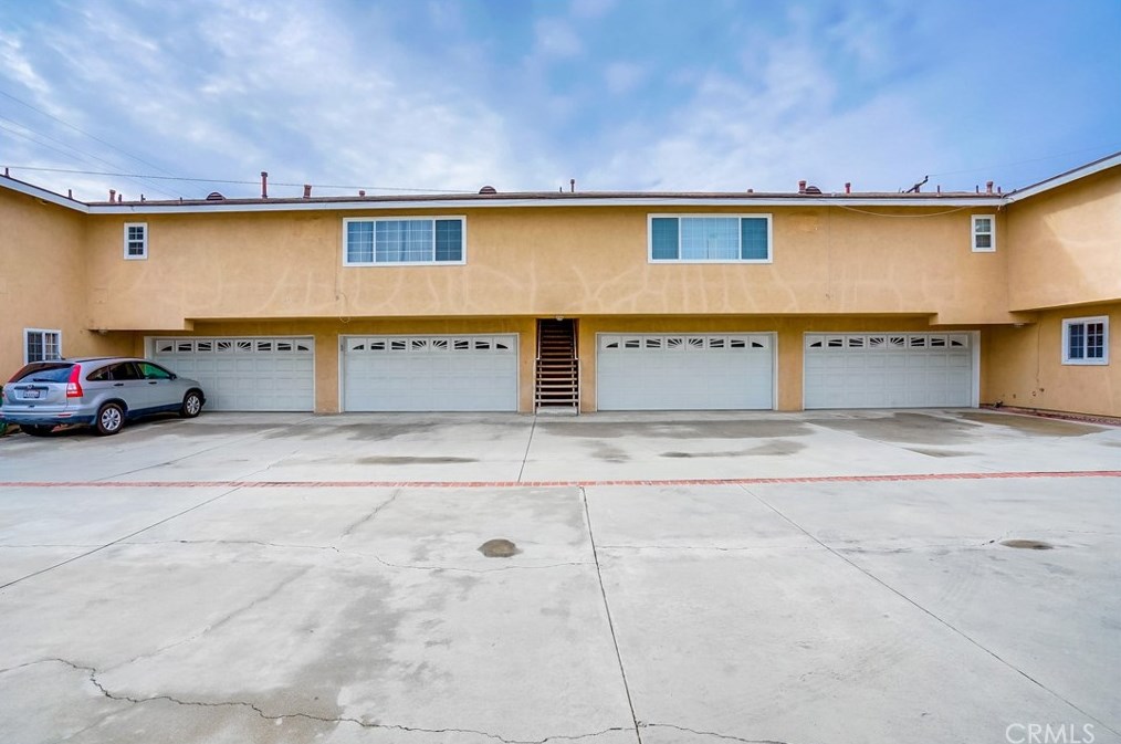 10645 Western Ave Apt D, Downey, CA